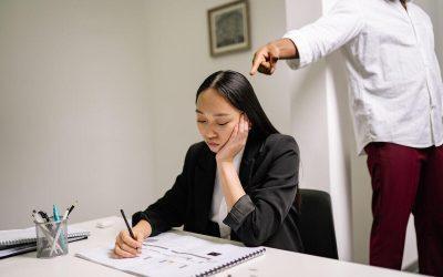 Amazon chastises staff for failure to comply with in-office work mandate