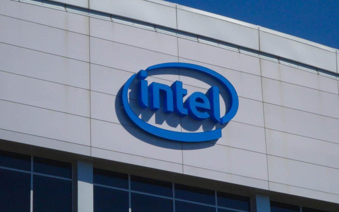 Intel shows recovery in PCs but faces competition in AI, data centers