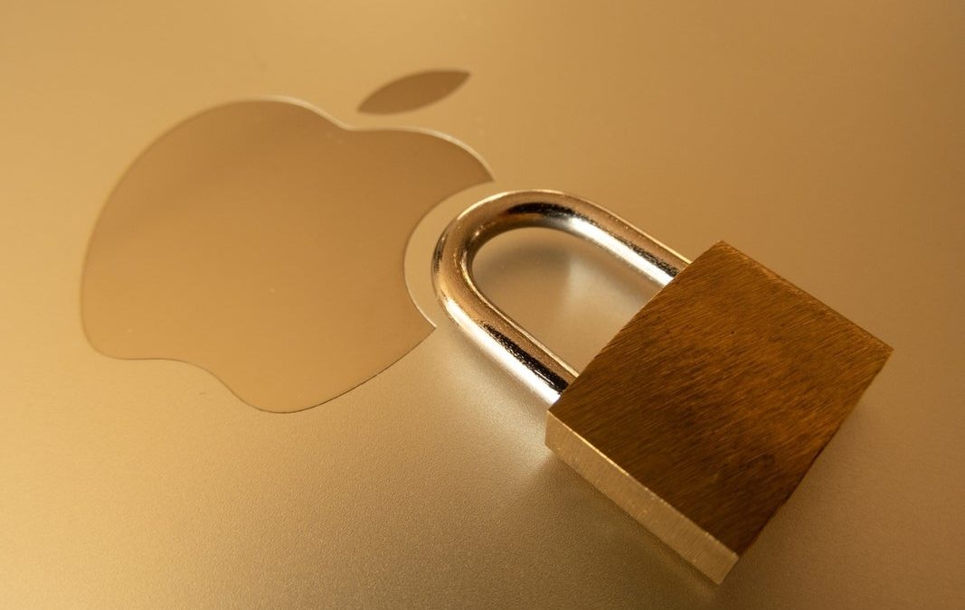 Attacks against personal data are up 300%, Apple warns